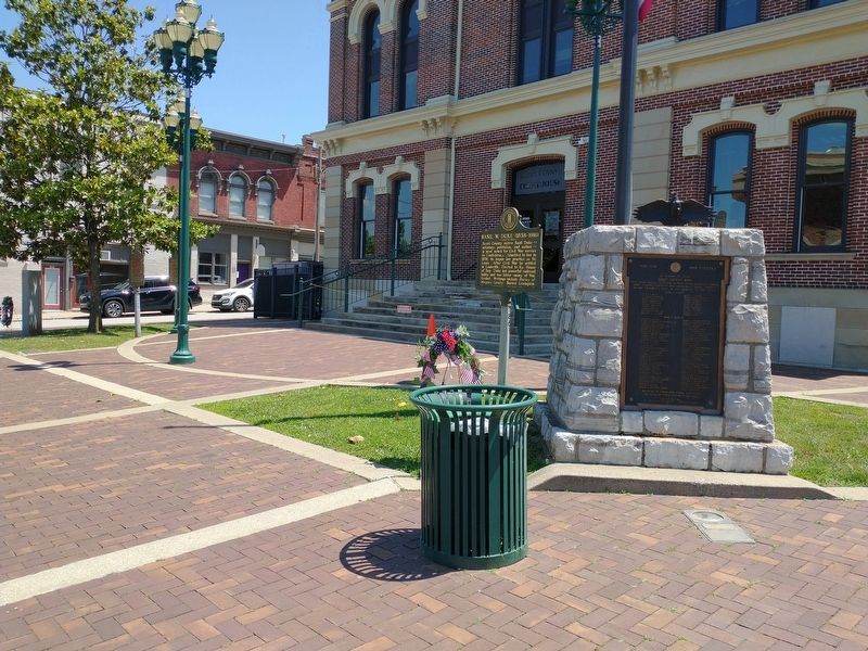 Scott County World War I & World War II Veterans Memorial. Click for full size. Scott County World War I & World War II Veterans Memorial image. Click for full size.