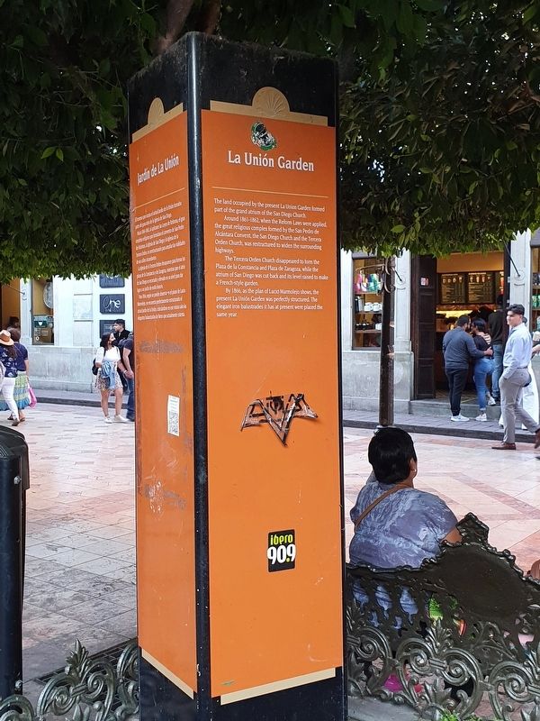 La Uni�n Garden Marker English text image. Click for full size.