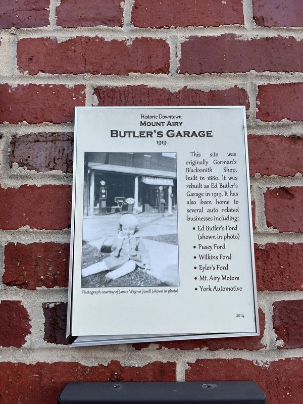 Butler's Garage Marker image. Click for full size.