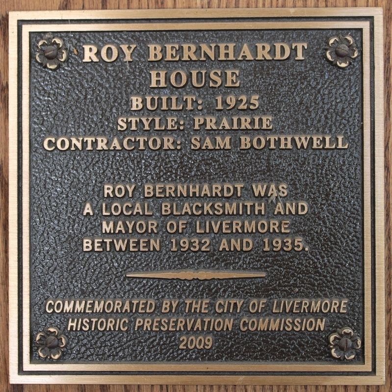 Roy Bernhardt House Marker image. Click for full size.