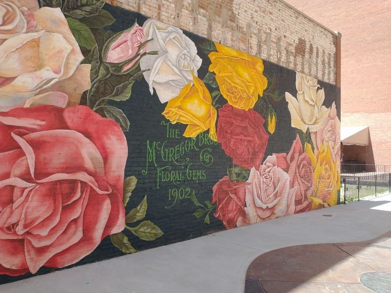 Floral Center Of The World Marker image. Click for full size.