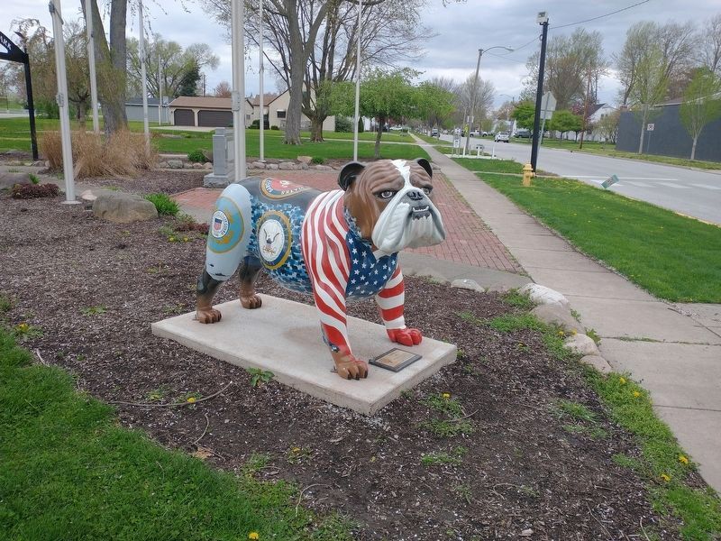 Veterans Bulldog (Park Avenue) image. Click for full size.