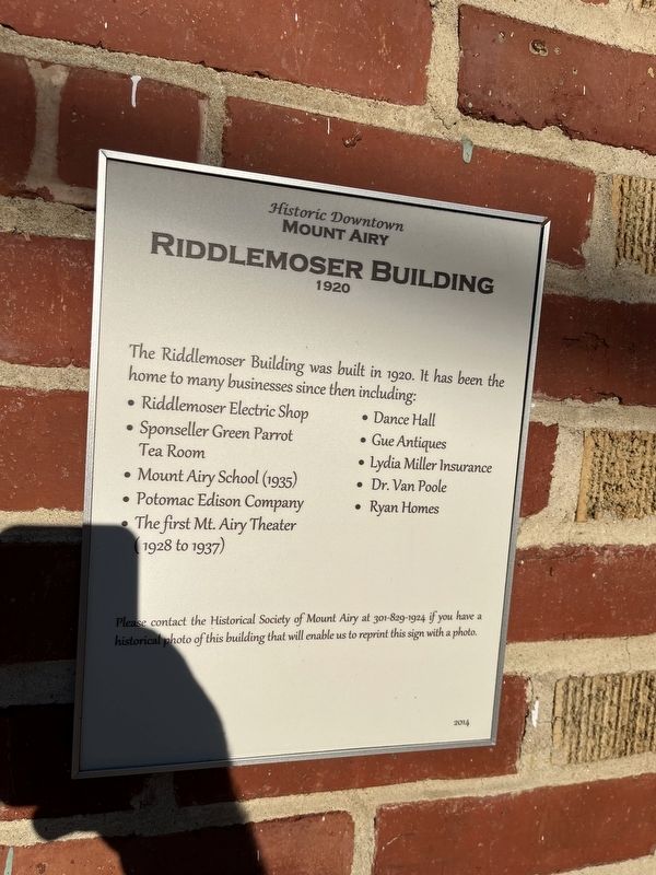 Riddlemoser Building Marker image. Click for full size.