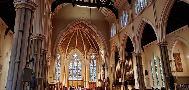 St. James' Cathedral (<i>sanctuary interior</i>) image. Click for full size.
