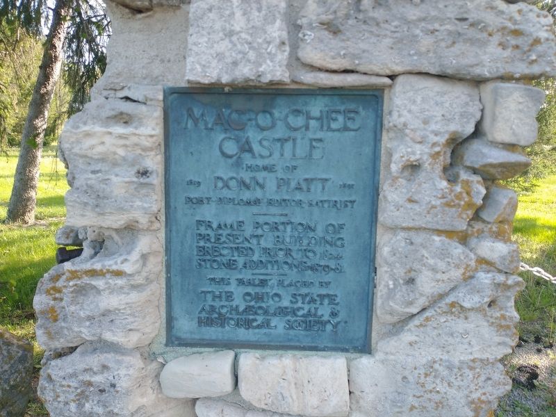 Mac-O-Chee Castle Marker. Click for full size. Mac-O-Chee Castle Marker image. Click for full size.