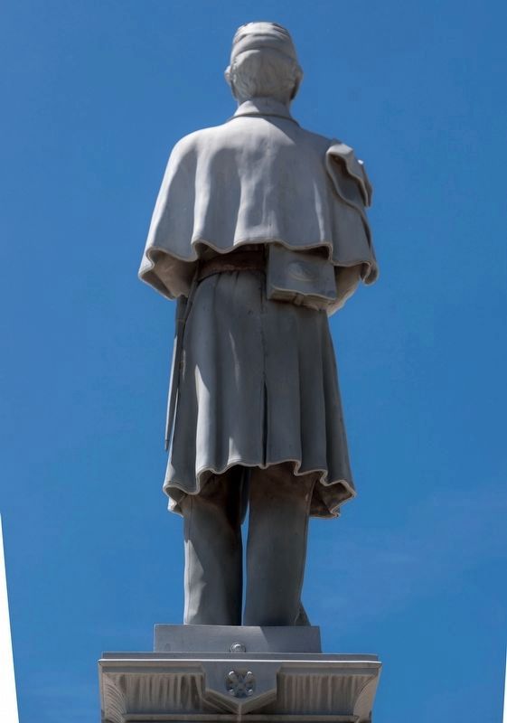 Civil War Union Soldier Statue, Reverse image. Click for full size.