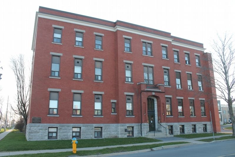 Ivy Hall image. Click for full size.