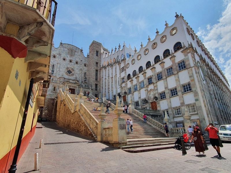 University of Guanajuato and Marker image. Click for full size.