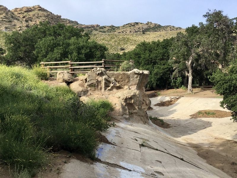 Stunt Rock and Robin Hood Lake image. Click for full size.