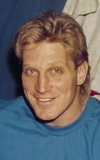 Brett Hull, 1993 image. Click for full size.