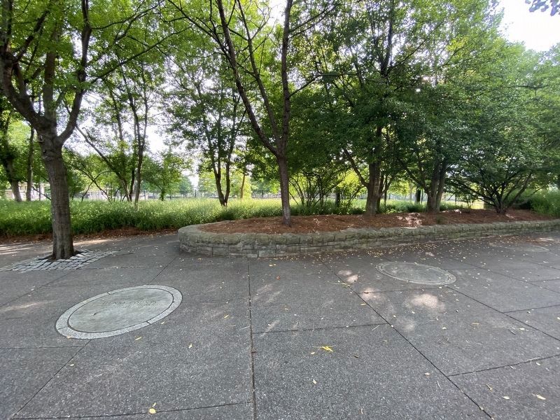 Henry County marker (on the left) and Benton County marker (on the right) image. Click for full size.