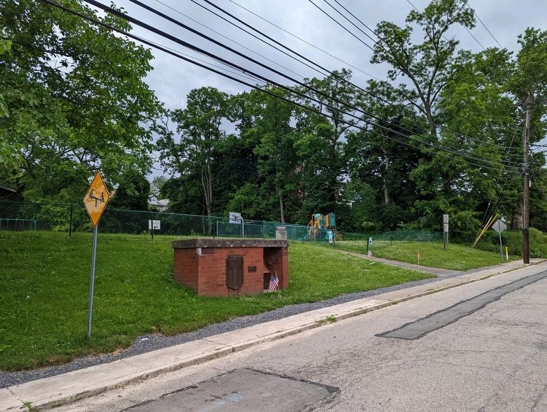 Ross Township Fifth District World War II Memorial image. Click for full size.