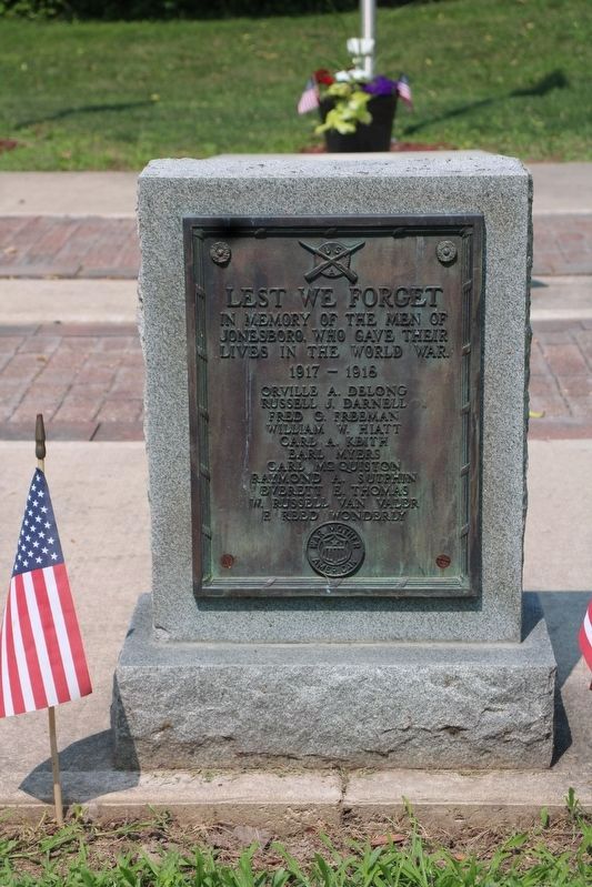 Lest We Forget Marker. Click for full size. Lest We Forget Marker image. Click for full size.