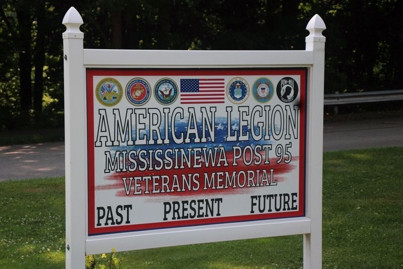 Sign near the memorial image. Click for full size.