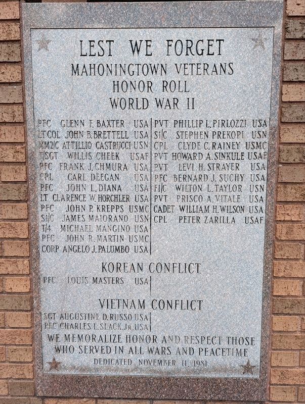 Mahoningtown Veterans Memorial image. Click for full size.