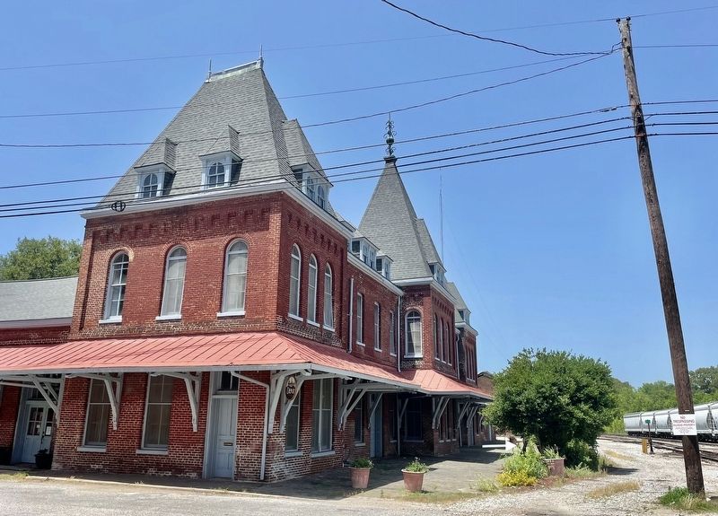 Depot on left, marker at arrow. image. Click for full size.