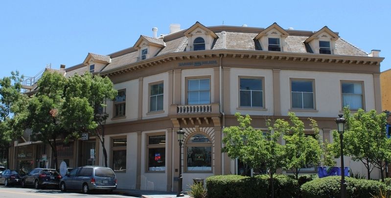 Masonic Building image. Click for full size.