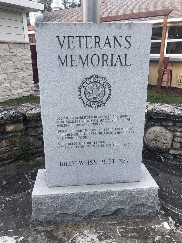 Veterans Memorial image. Click for full size.