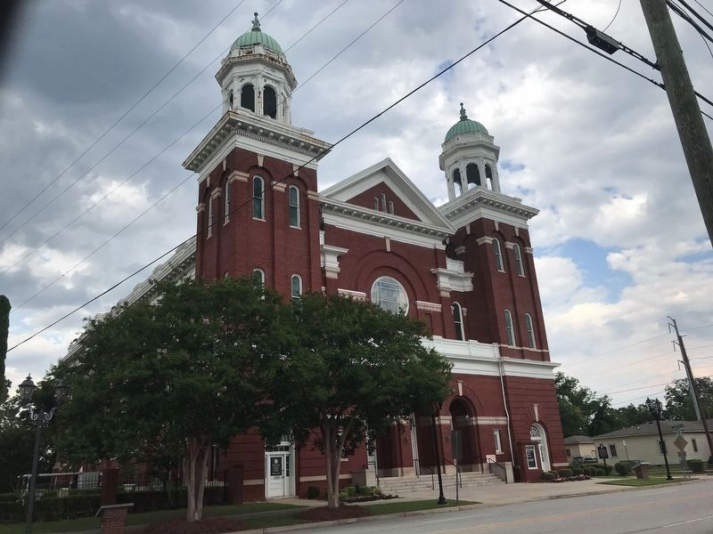Tabernacle Baptist Church image. Click for full size.
