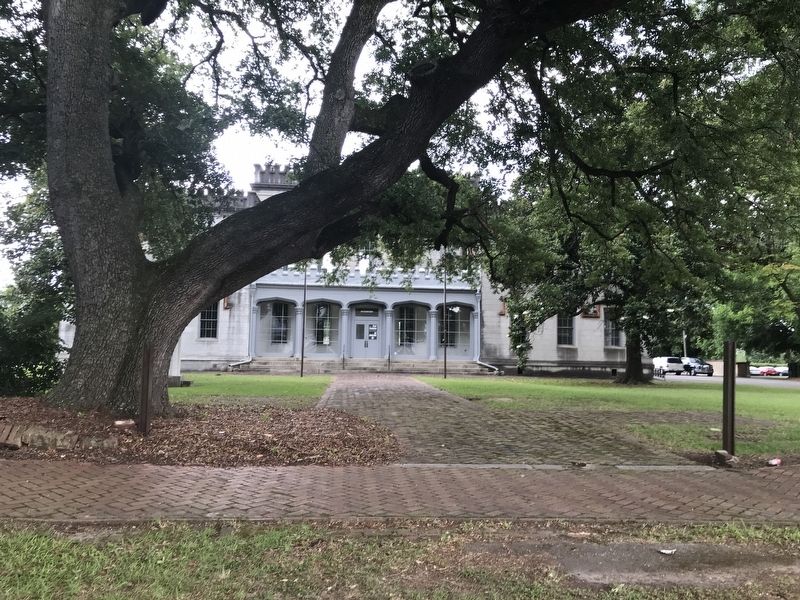 Old Richmond Academy Building image. Click for full size.