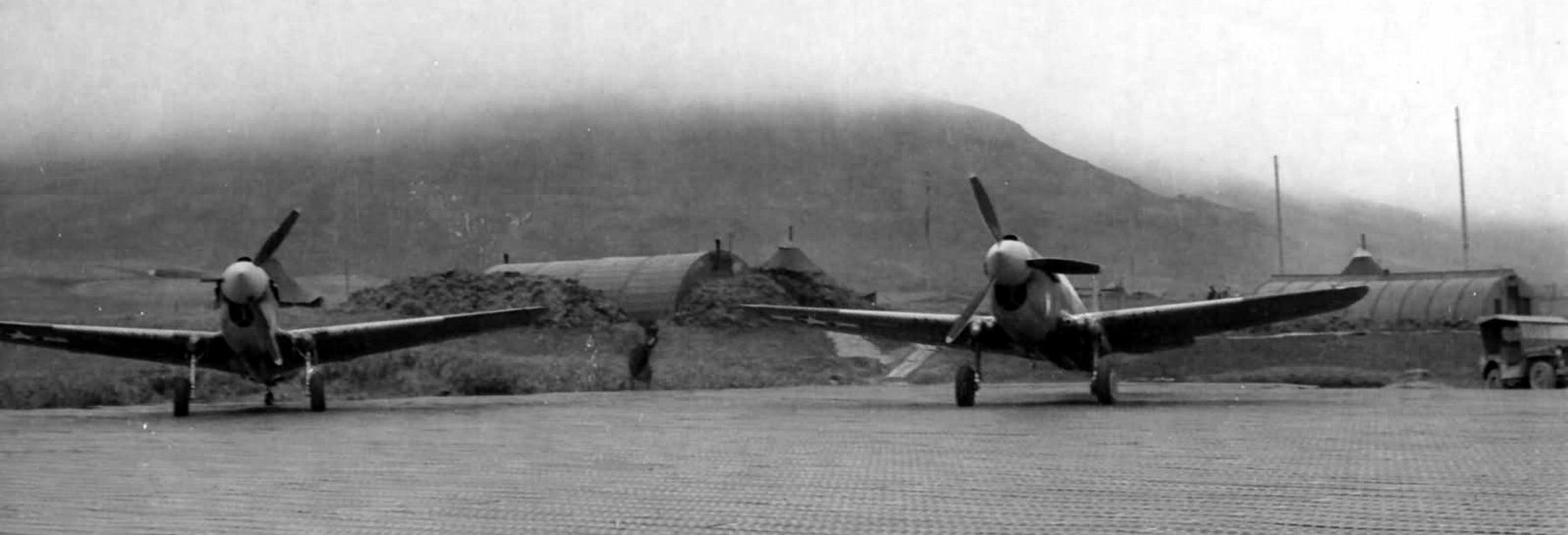 P-40s of 344th Fighter Squadron, 343rd Fighter Group image. Click for more information.