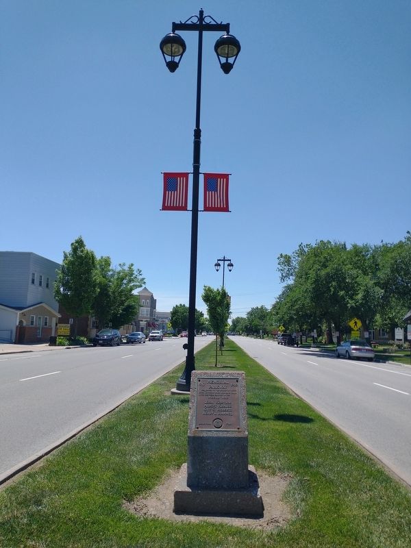 Memorial Parkway Marker. Click for full size. Memorial Parkway Marker image. Click for full size.
