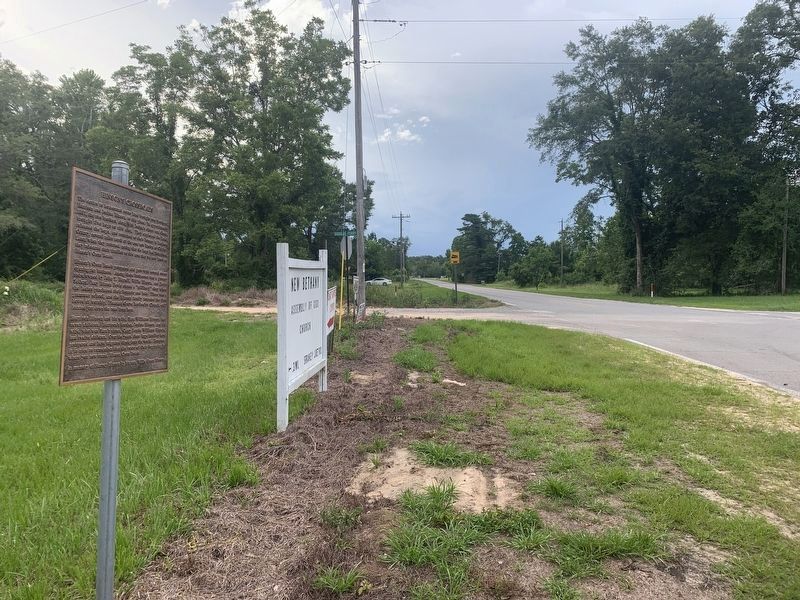 Hinson's Crossroads Marker looking north image. Click for full size.