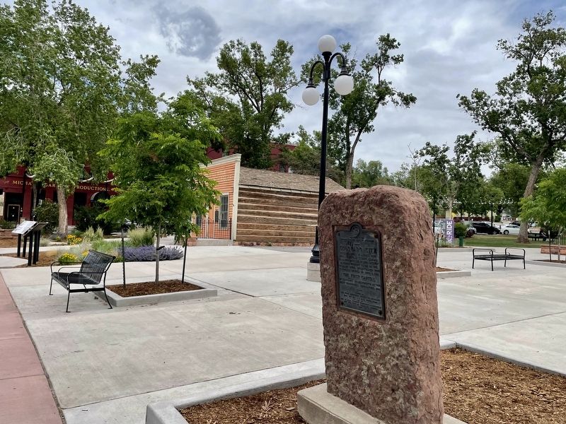 Colorado City Marker with <i>Dog House</i> in background. image. Click for full size.