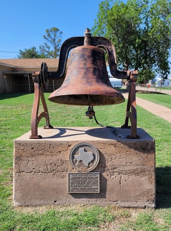 The First Christian Church Bell and Marker image. Click for full size.