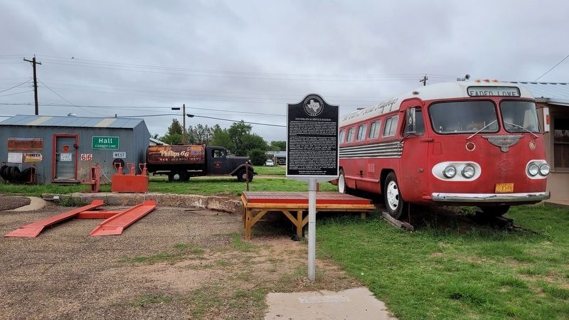 The 1928 Phillips 66 Service Station and Marker. Click for full size. The 1928 Phillips 66 Service Station and Marker image. Click for full size.