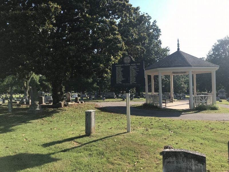 Confederate Soldiers Memorial image. Click for full size.