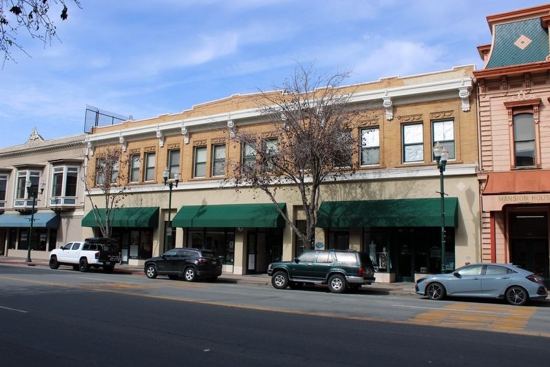 Kalich Building. Click for full size. Kalich Building image. Click for full size.