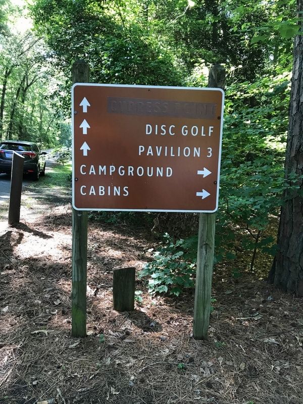 Follow the sign straight ahead to Disc Golf and Pavilion 3. image. Click for full size.