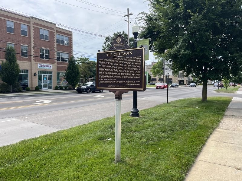 The Cottages side of the marker image. Click for full size.