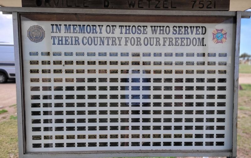 Reverse side - Greenly County Veterans Memorial image. Click for full size.
