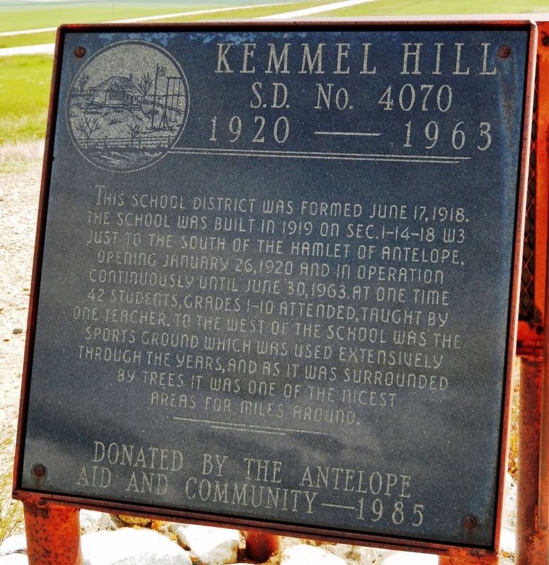 Kemmel Hill Marker image. Click for full size.
