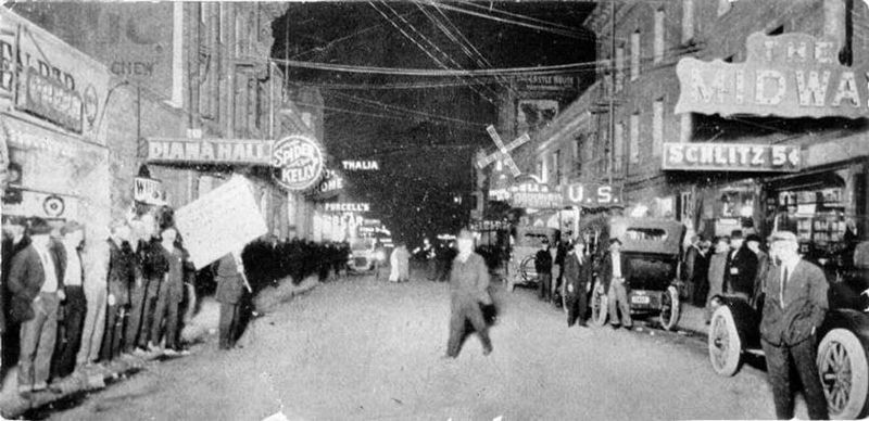 Typical Night on the Barbary Coast, 1913 image. Click for full size.