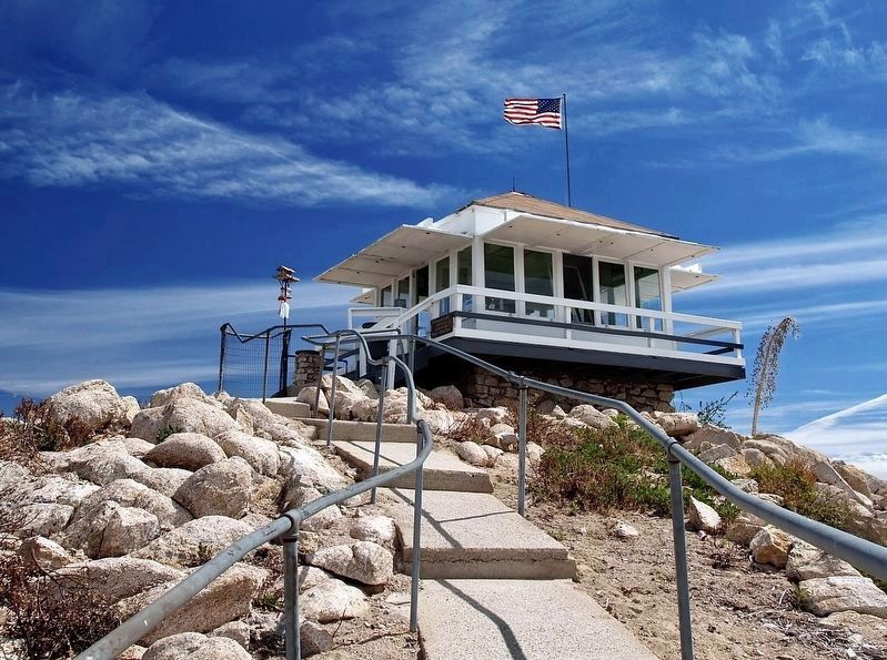 Original Vetter Mountain Lookout image. Click for full size.