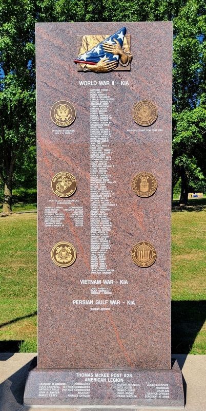 Monessen Veterans Memorial image. Click for full size.