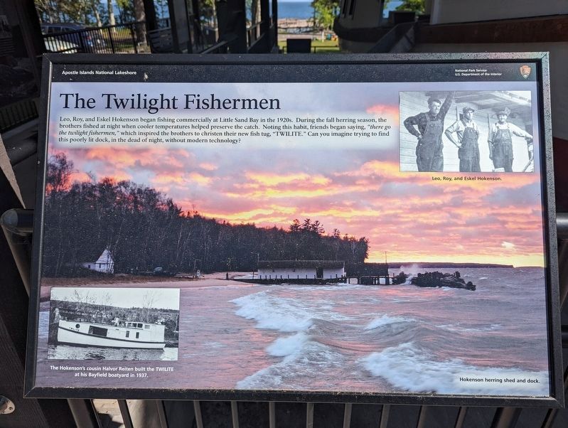The Twilight Fishermen Marker image. Click for full size.