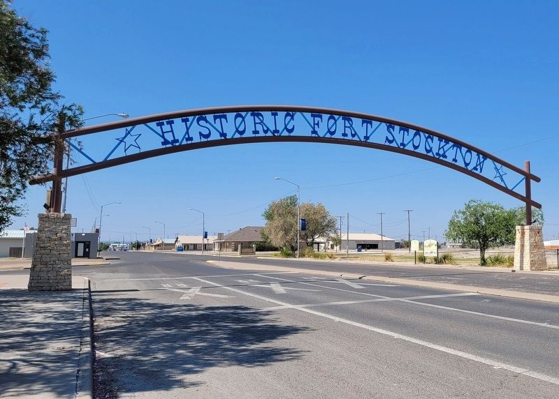 The Downtown Fort Stockton Marker behind the big Ft Stockton road sign. Click for full size. The Downtown Fort Stockton Marker behind the big Ft Stockton road sign image. Click for full size.