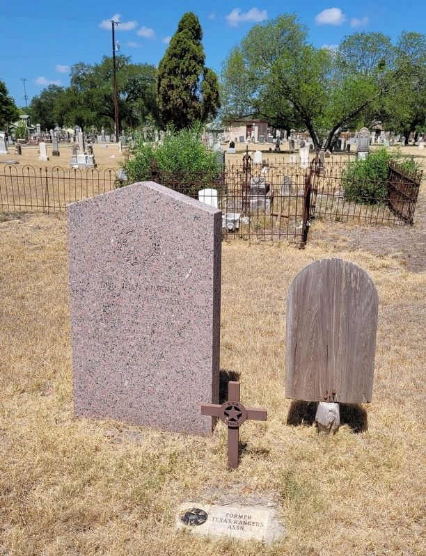 Don Juan Ximenes gravestone and Marker image. Click for full size.