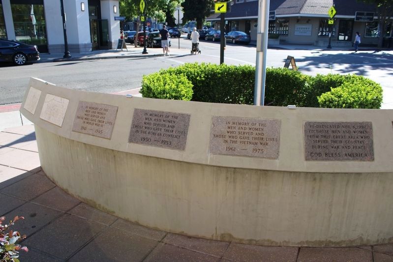 Danville Veterans Memorial image. Click for full size.