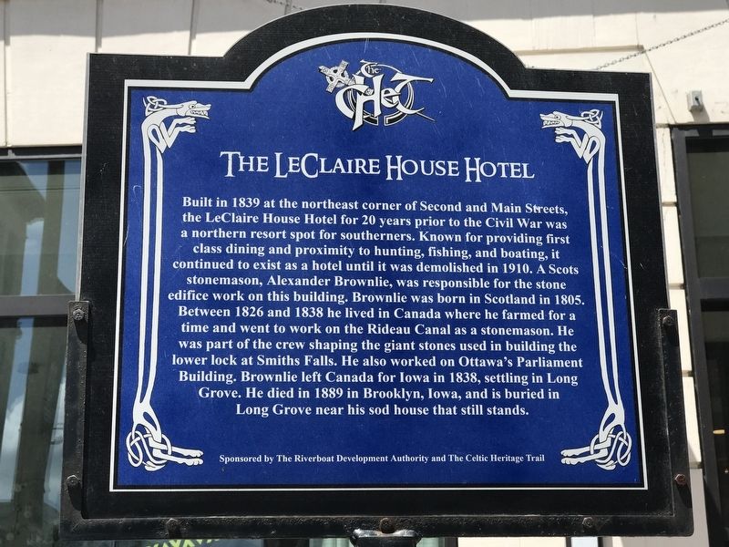 The LeClaire House Hotel Marker image. Click for full size.