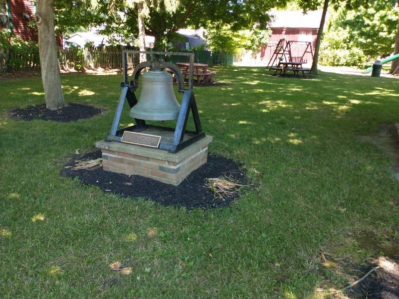 The Savannah Academy Bell image. Click for full size.