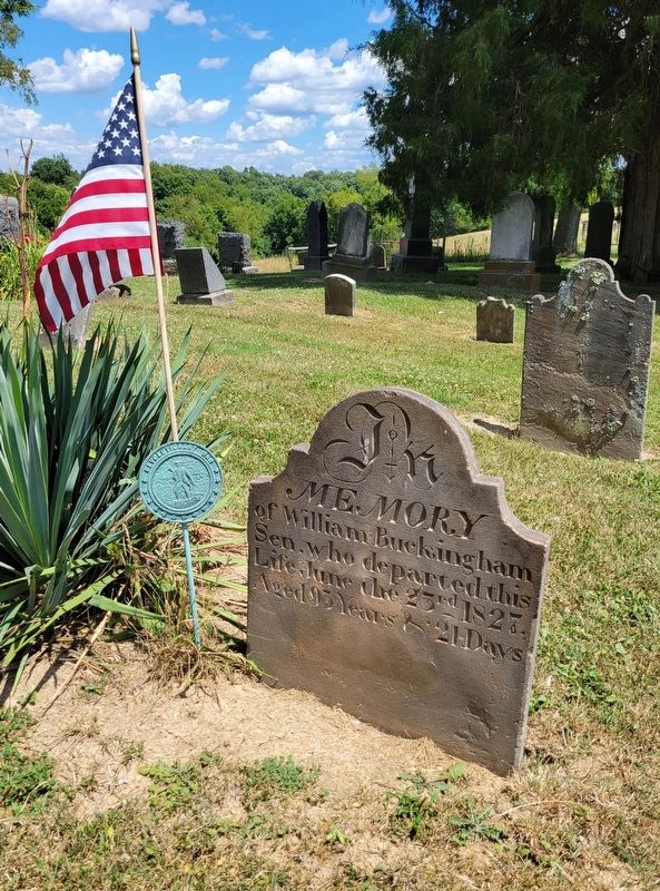 Grave of Revolutionary War Soldier<br>William Buckingham image. Click for full size.