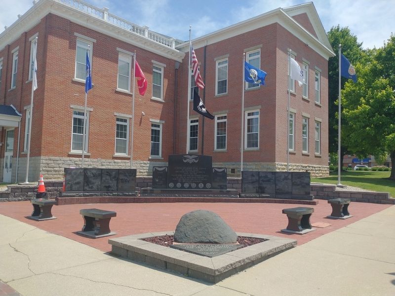 Highland County Veterans Memorial image. Click for full size.