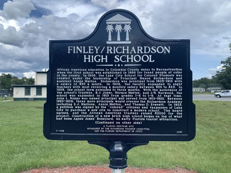 Finley/Richardson High School Marker Side 1 image. Click for full size.