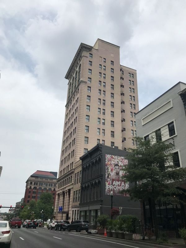 Fayette National Bank Building image. Click for full size.