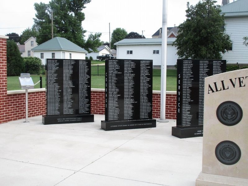 New Vienna Veterans Memorial image. Click for full size.